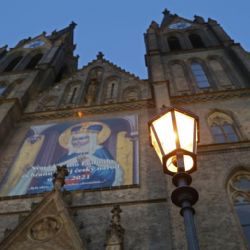 Projekt obnovy historického osvětlení schodiště kostela sv. Ludmily uspěl v soutěži Památka roku 2021