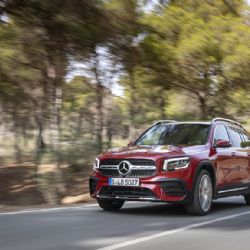 Proporce s krátkými převisy a designem zaměřeným na terén: Mercedes-AMG GLB 35 4Matic