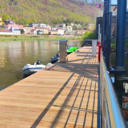 Rekreační lodě plující po Labi mohou pohodlně přistávat u nového mola v Děčíně