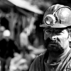 Stát pomáhá propuštěným horníkům, DIAMO začalo vyplácet sociální příspěvky