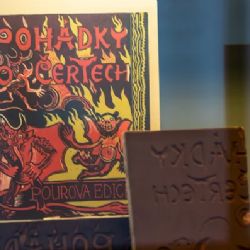 V Národním muzeu jsou k vidění Moderní knižní obálky z muzejní knihovny