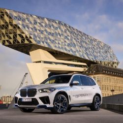 Vodíkový vůz BMW iX5 Hydrogen