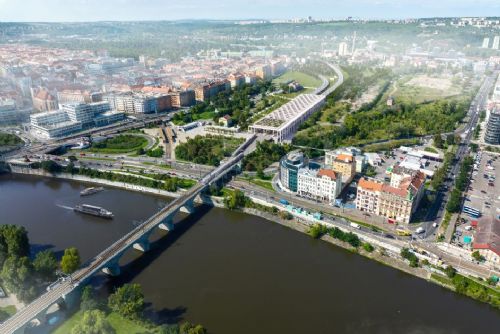 Foto: Začíná modernizace dalšího úseku trati na letiště, mezi Prahou-Bubny a Výstavištěm