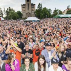 Hvězdy na Mezi ploty: Müller a Langerová rozproudí Bohnice