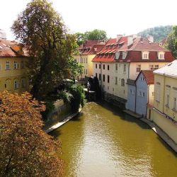 Praha zavírá vrata, nasazuje pytlovačky: Hrozí záplavy