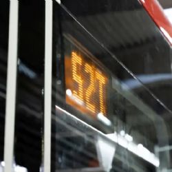 Prahou projíždí nová tichá tramvaj: Škoda ForCity Plus 52T