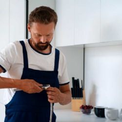 Pražští řemeslníci vévodí výdělkům: Lakýrníci až 44 tisíc měsíčně