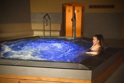 Foto: Hledáte to správné místo pro váš odpočinek? Wellness, masáže i privátní sauna. Z Pivních lázní v Nepomuku budete nadšeni!